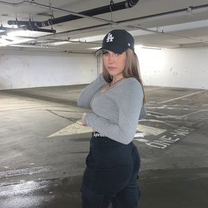 Meet your Posher, Yanna